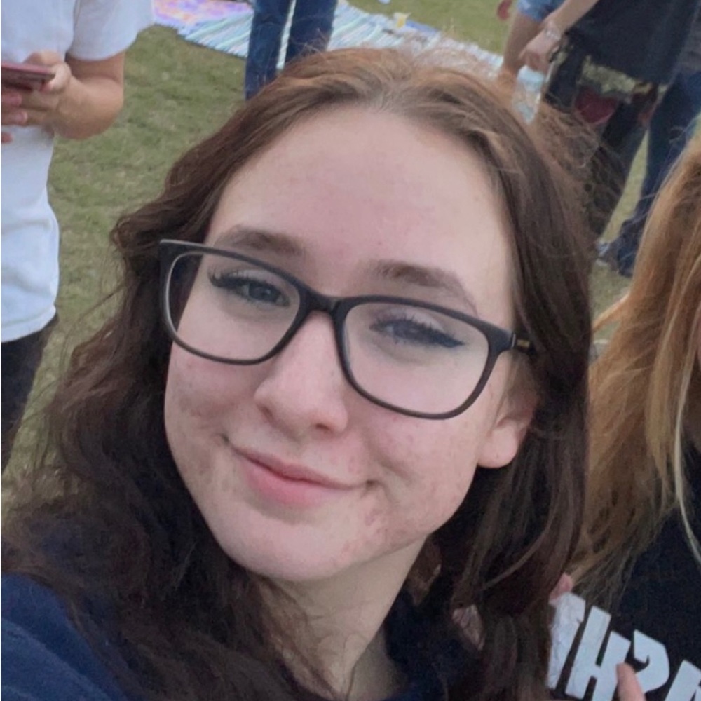 Meet your Posher, Emma